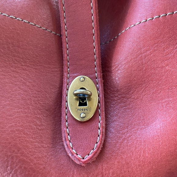 Fossil Large Oxblood Leather Tote | Slouchy Minimal Shoulder Bag - Picture 2 of 9